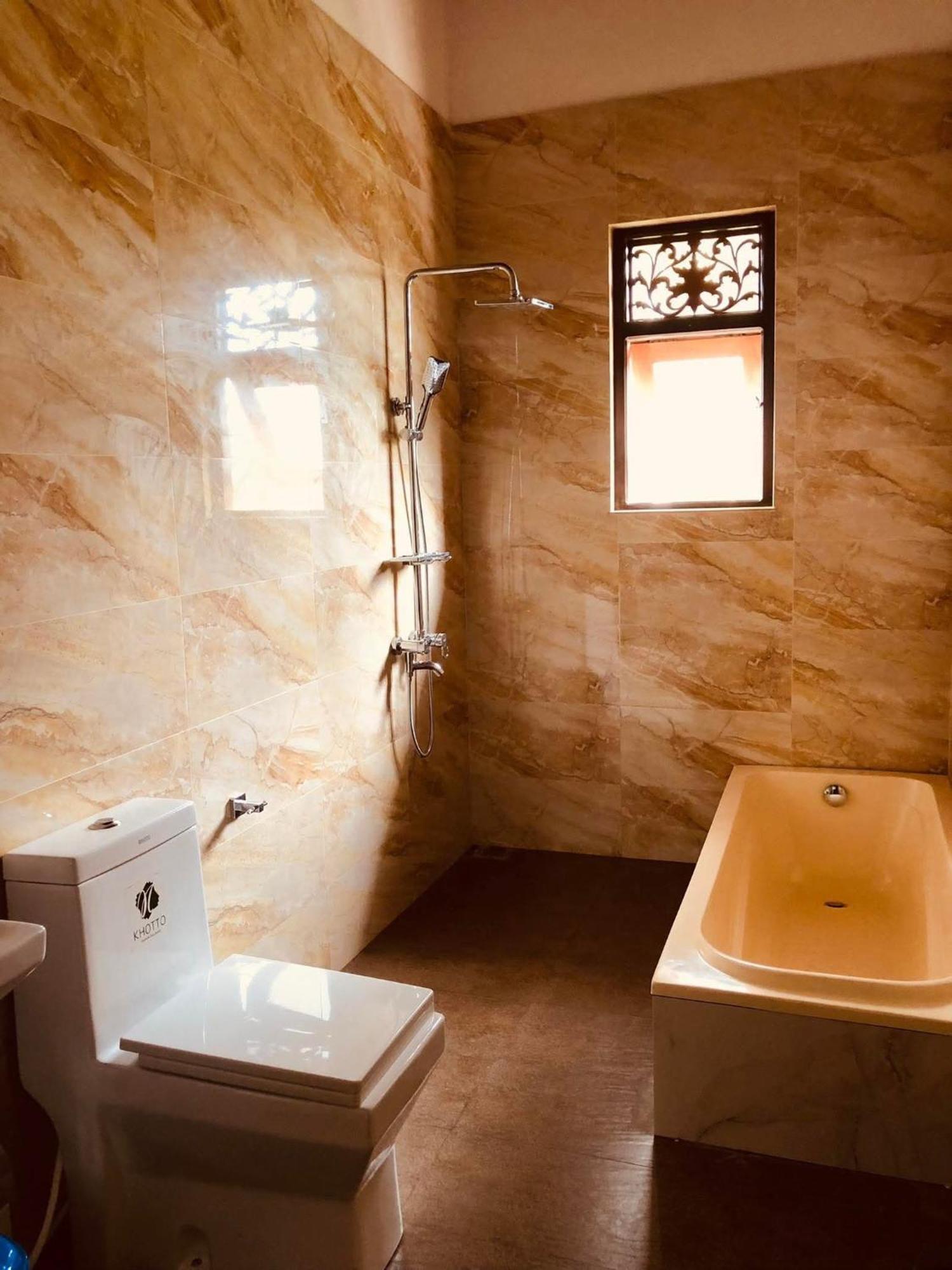 Ahasna Airport Villa 尼甘布 外观 照片
