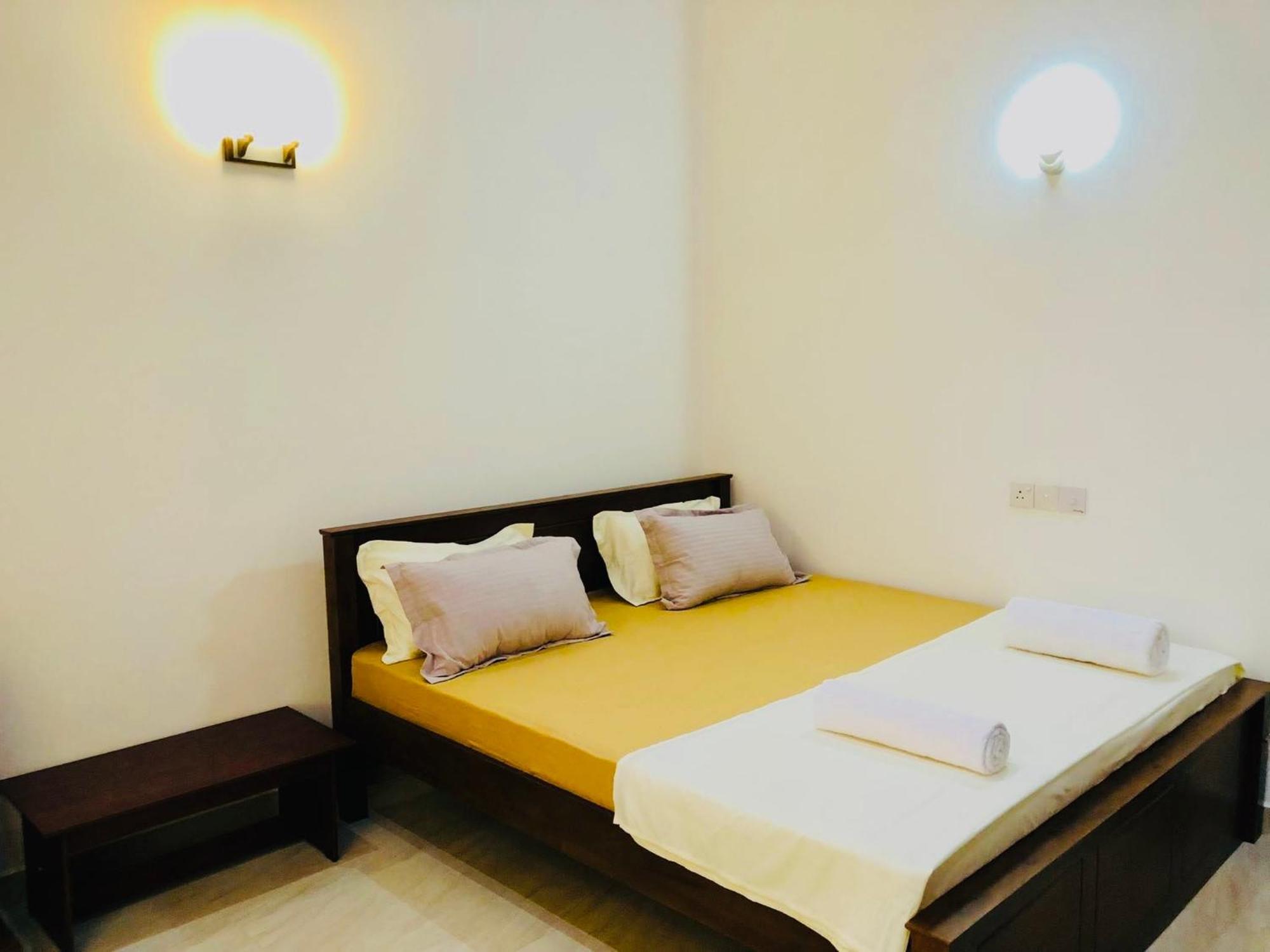Ahasna Airport Villa 尼甘布 外观 照片