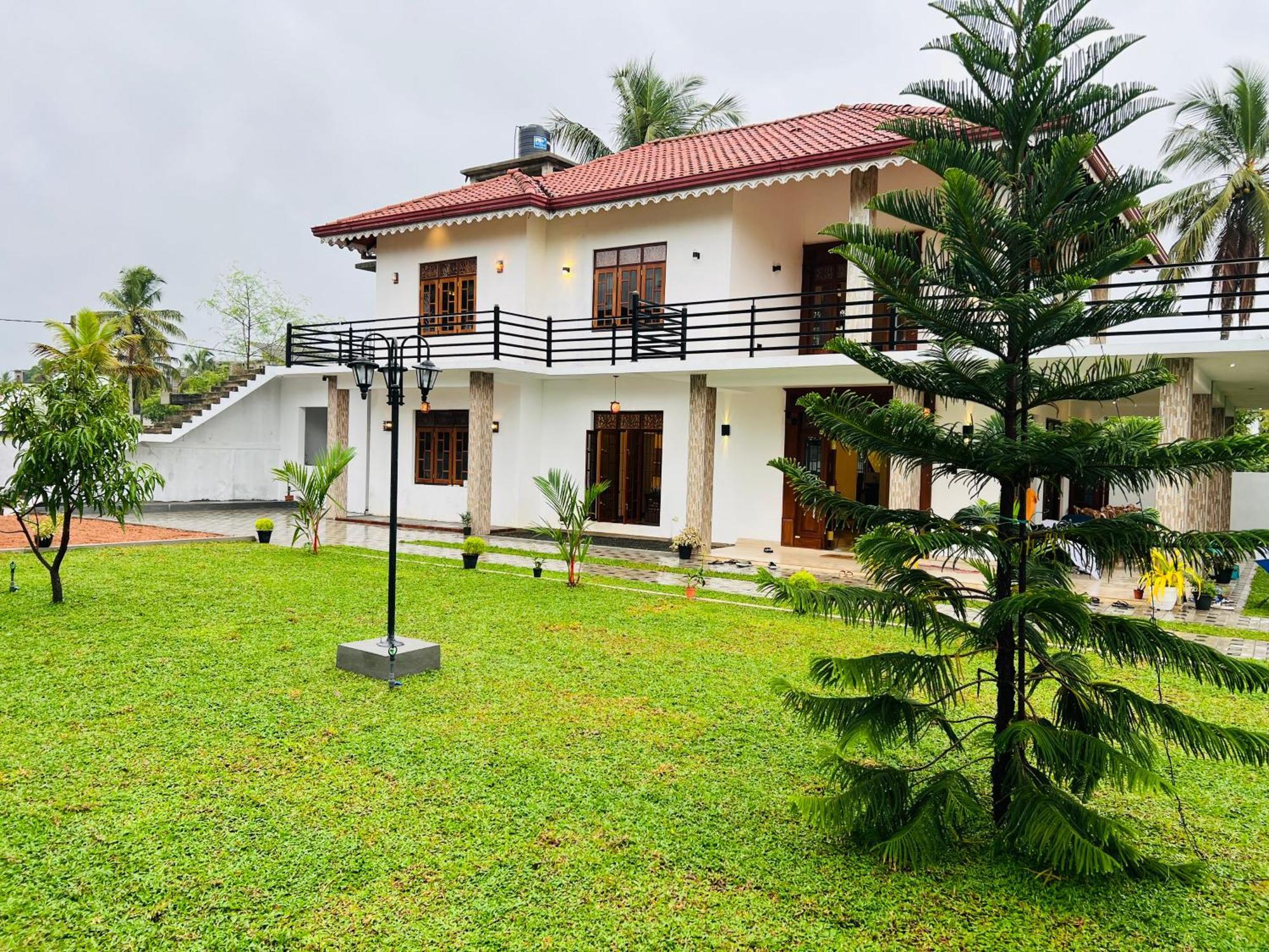 Ahasna Airport Villa 尼甘布 外观 照片