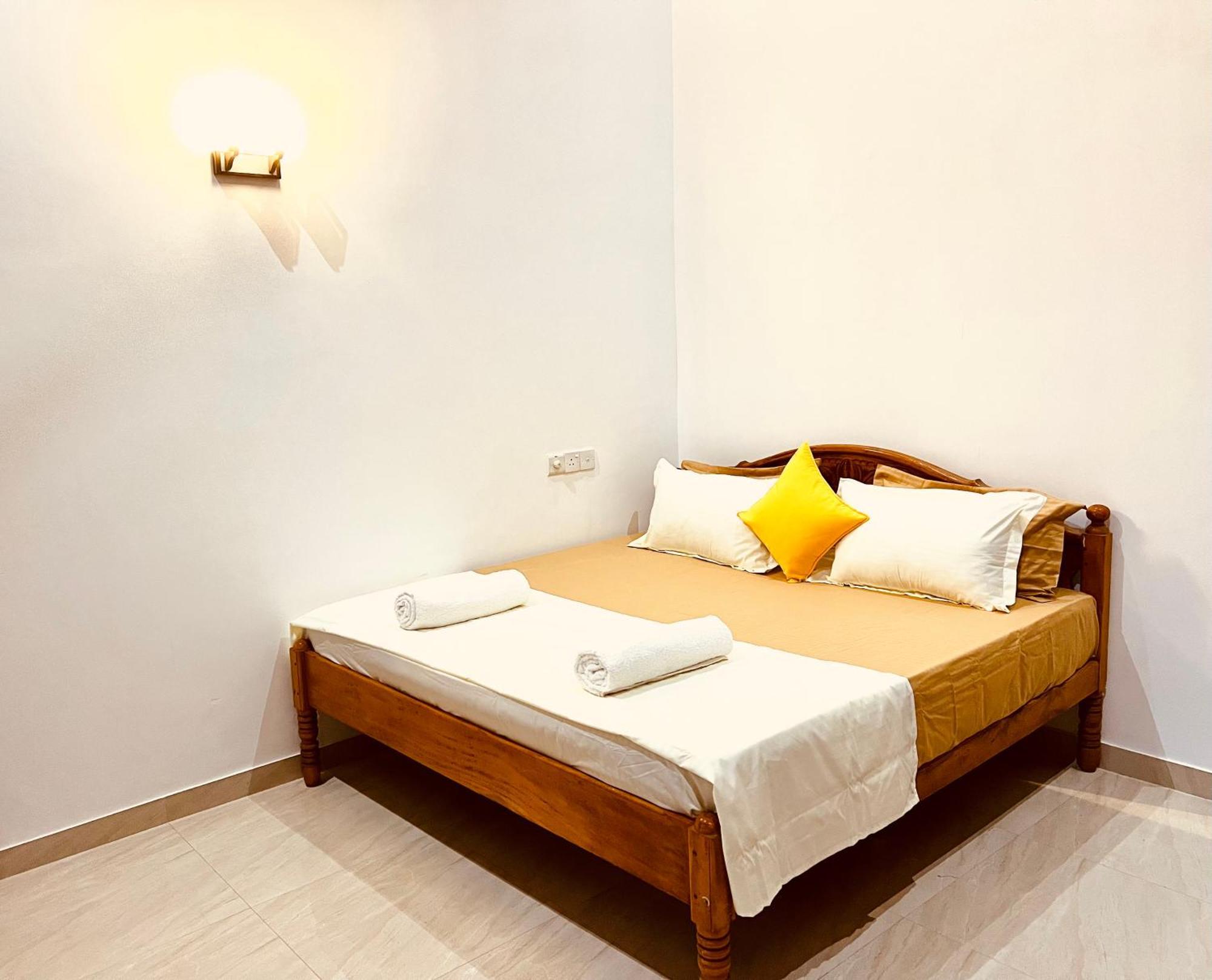 Ahasna Airport Villa 尼甘布 外观 照片
