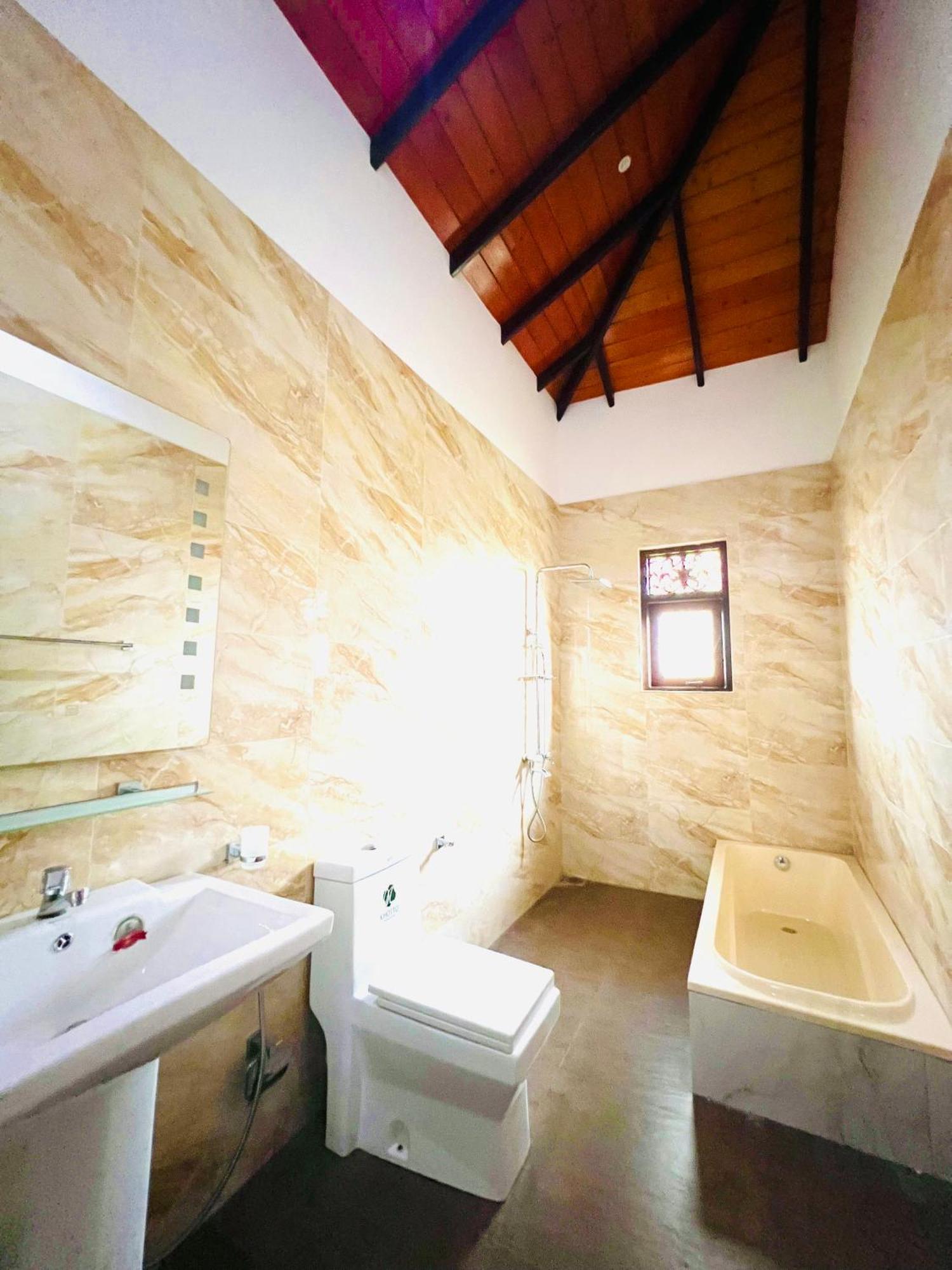 Ahasna Airport Villa 尼甘布 外观 照片